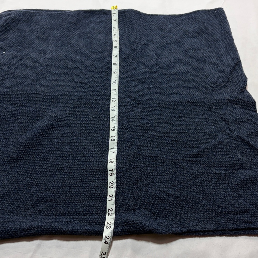 Gullfugl Norwegian lambswool poncho - Picture 5 of 7
